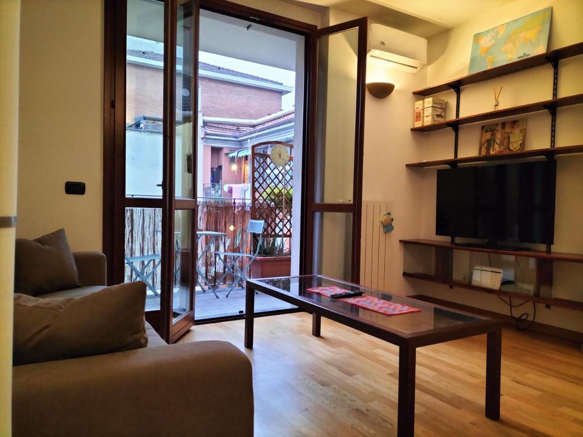 Casa Atene Milano Esterno foto