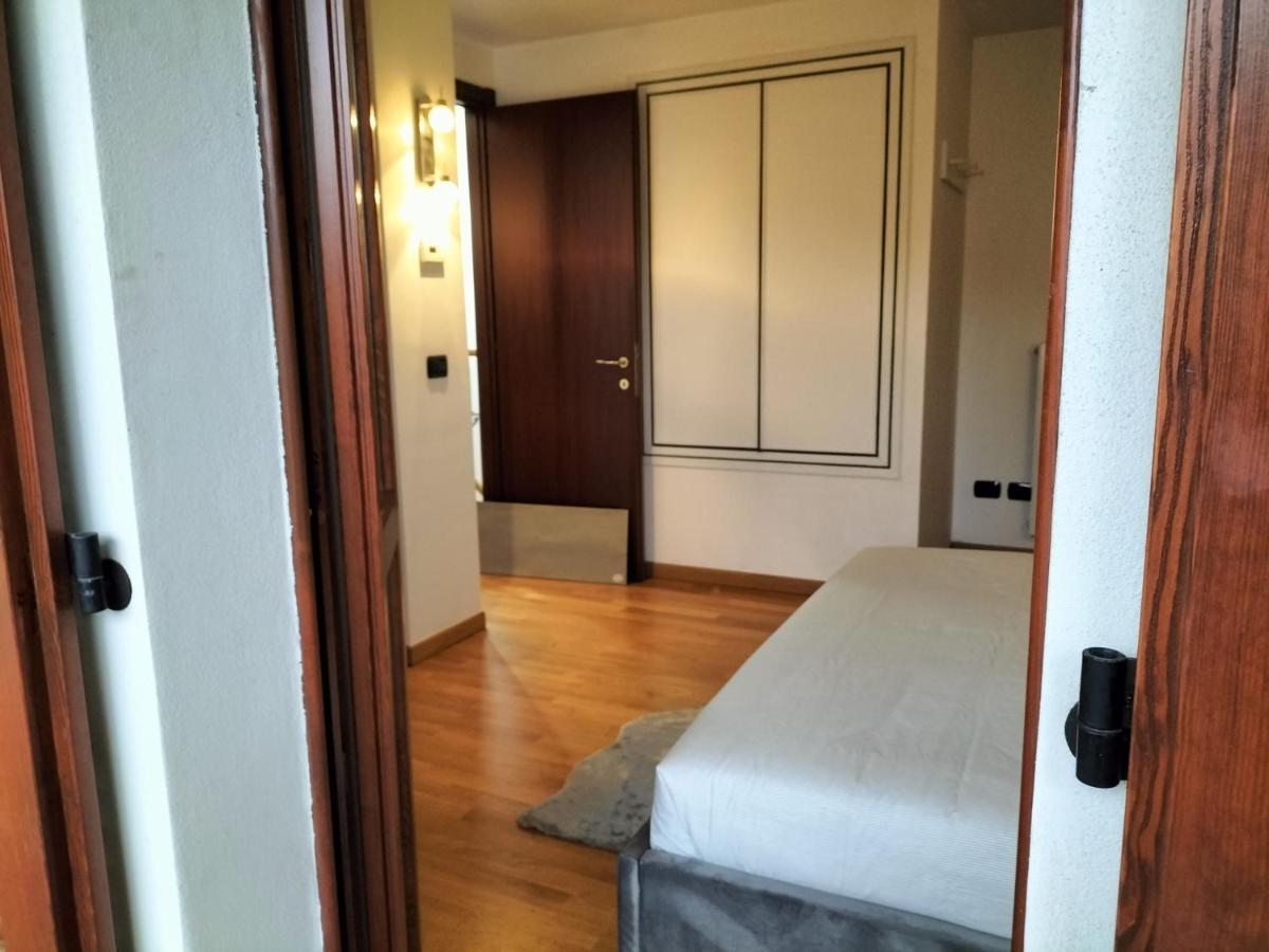Casa Atene Milano Esterno foto