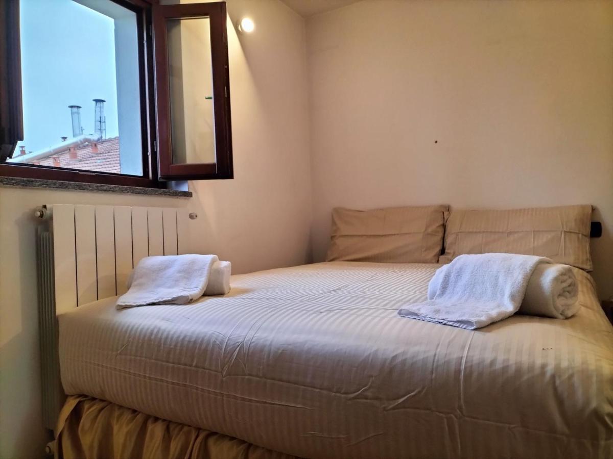 Casa Atene Milano Esterno foto
