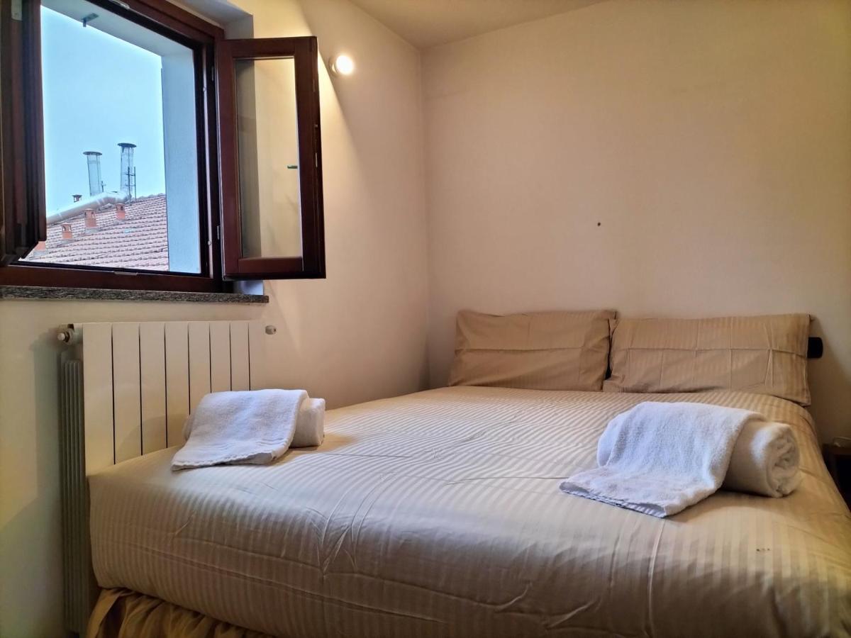 Casa Atene Milano Esterno foto